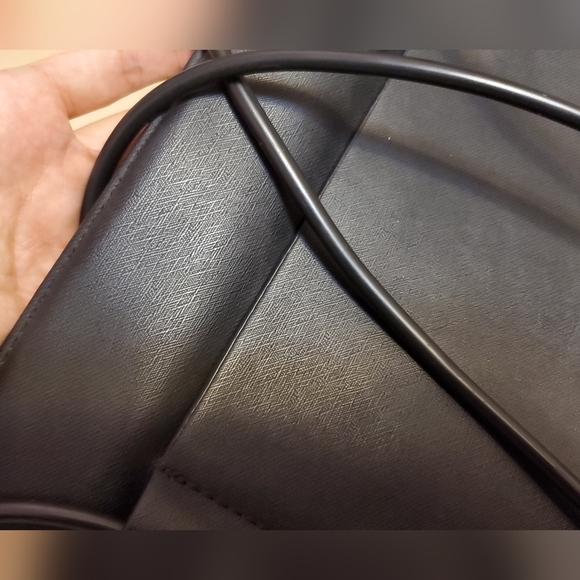 Black shoulder/crossbody bag - Picture 2 of 8